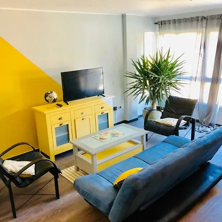 Golden Wave Surf Apartment *