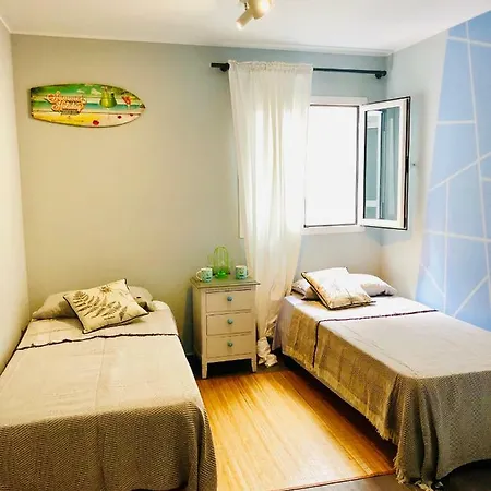 Golden Wave Surf Apartment *
