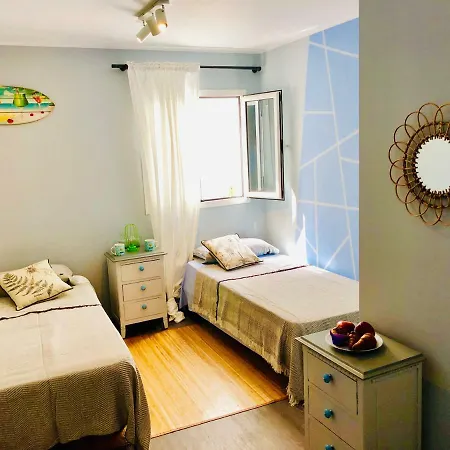 Golden Wave Surf Apartment